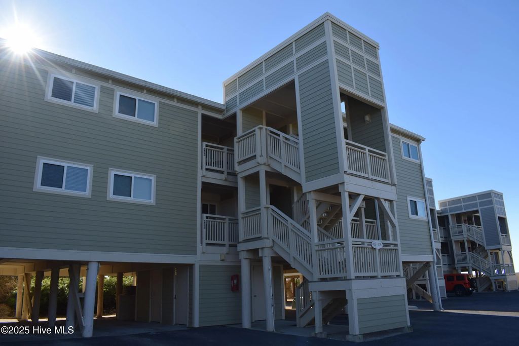 1000 Caswell Beach Road 405, Oak Island