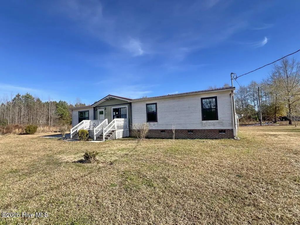 122 Riddick Street, Hobgood