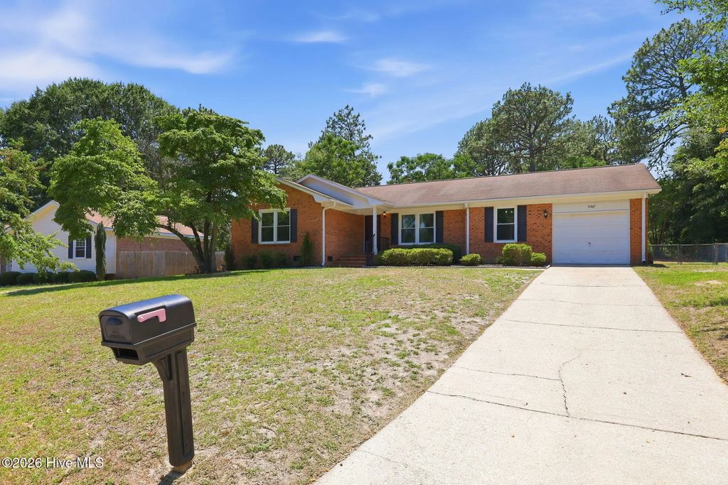 5987 Brookcliff Road, Fayetteville