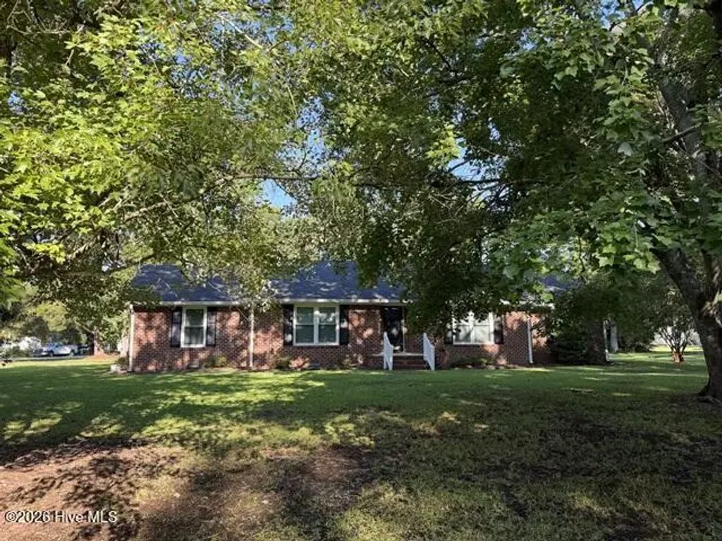 124 Rock Creek Drive S, Jacksonville