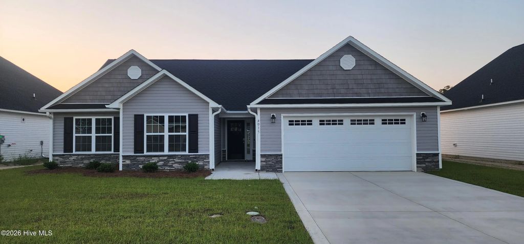 4015 Bluewater Boulevard, New Bern