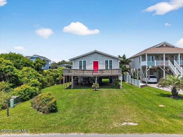 4010 E Dolphin Drive, Oak Island