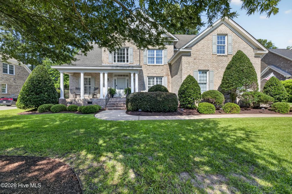 932 Chesapeake Place, Greenville