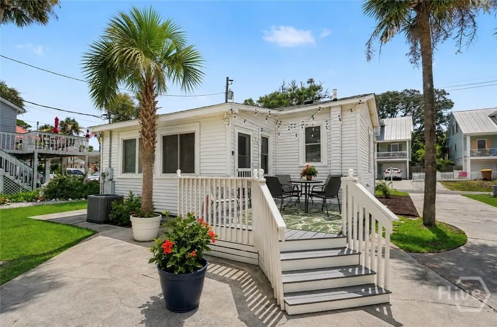 1305 Lovell Avenue, Tybee Island