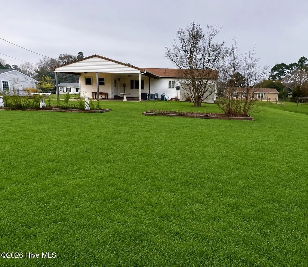 165 Copeland Court, Hubert