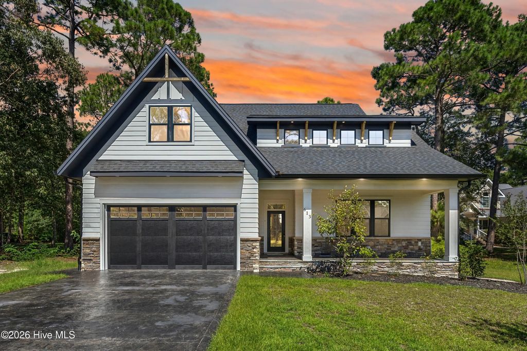 613 Riverwood Drive Se, Bolivia