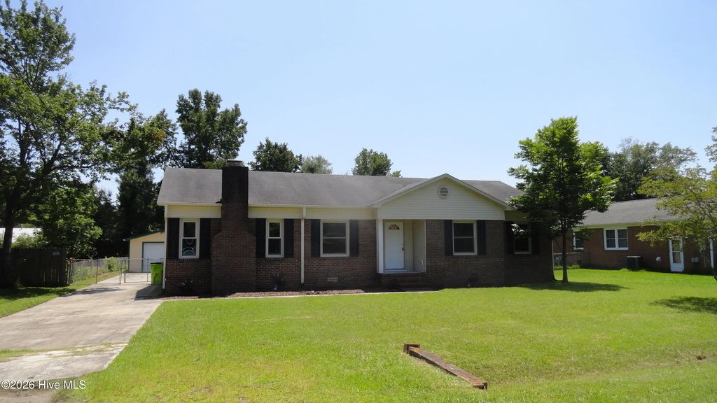 111 Wanchese Way, New Bern