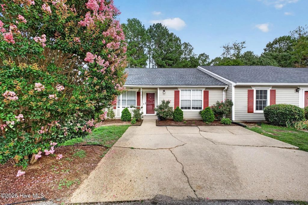 416 Tracewood Place, Aiken