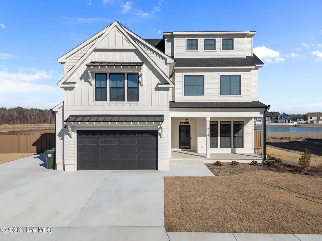 214 Arbormoor Lane, Moyock