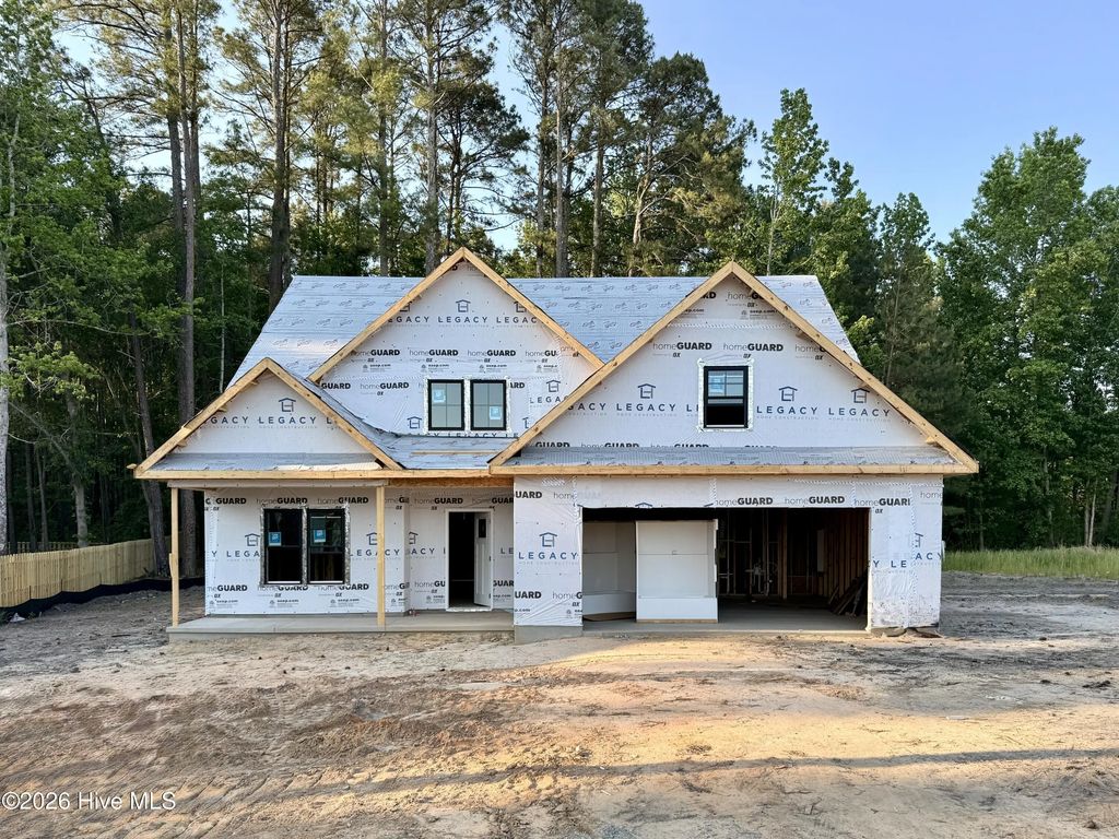 321 Elijah Way, Vass