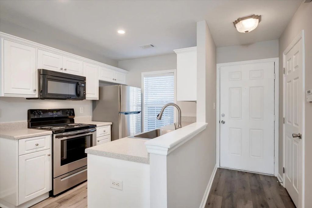 1216 Longpoint Drive, Richmond
