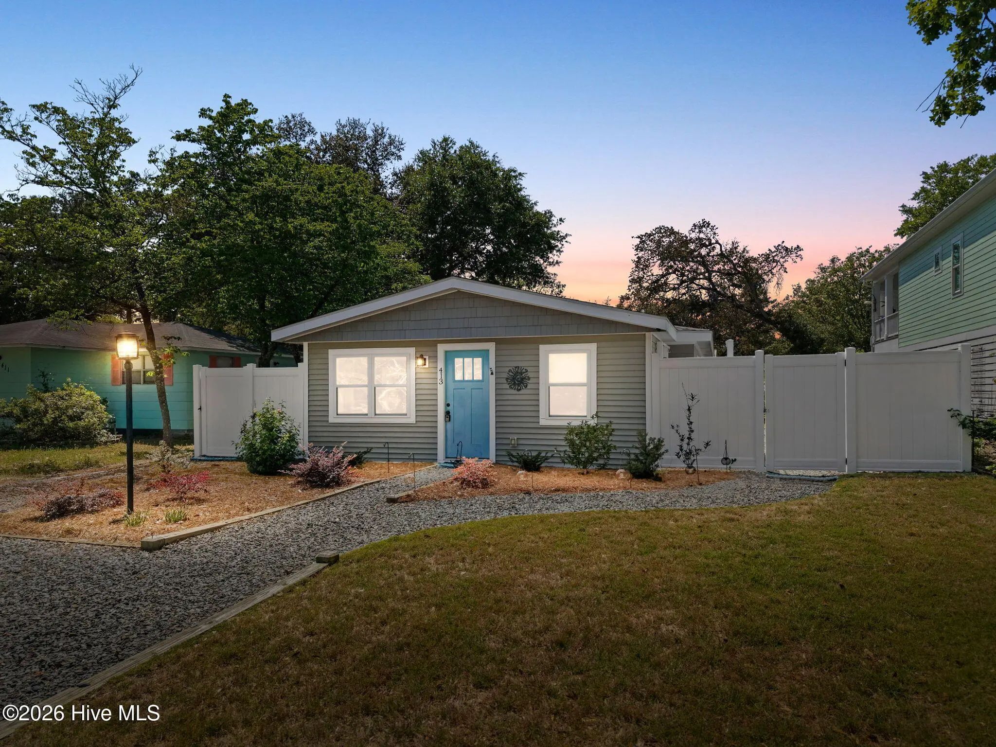 413 Sherrill Street, Oak Island