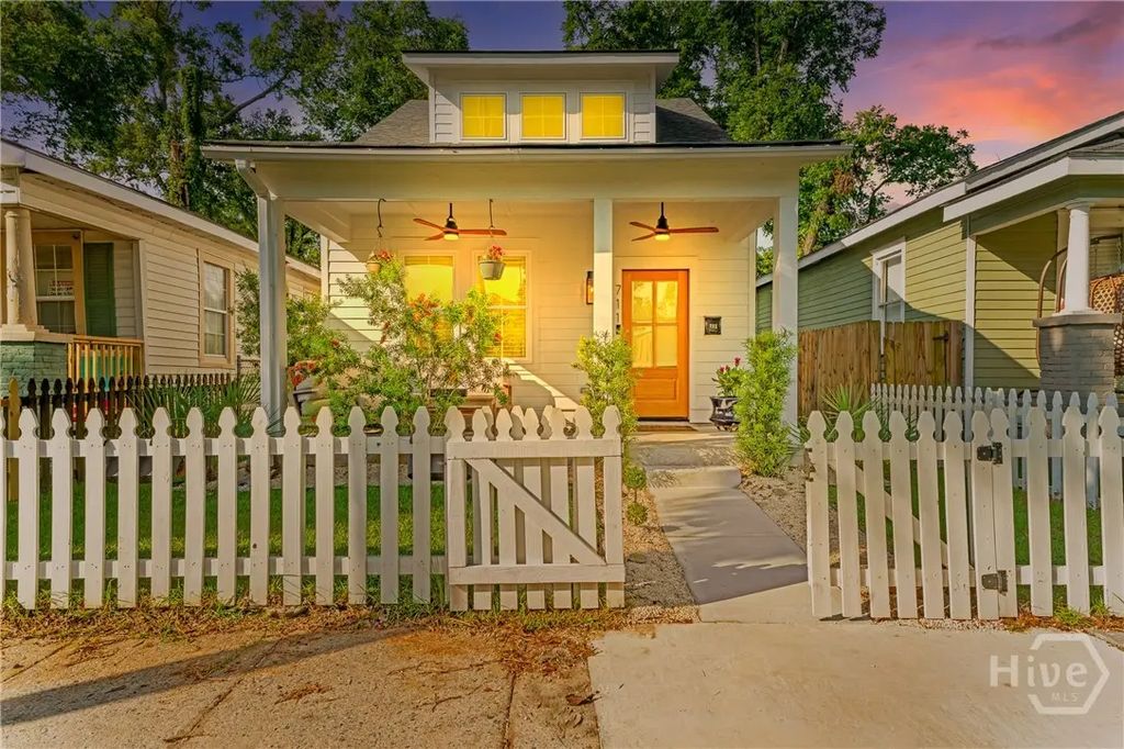 711 E 32nd Street, Savannah