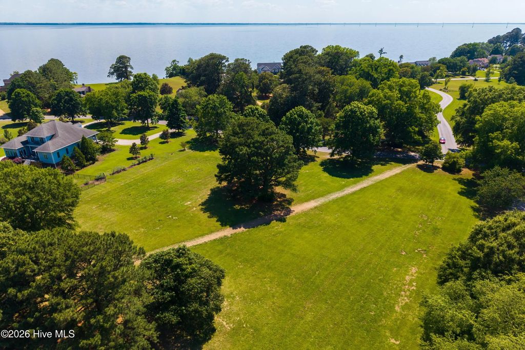 125 Mulberry Hill Lane, Edenton