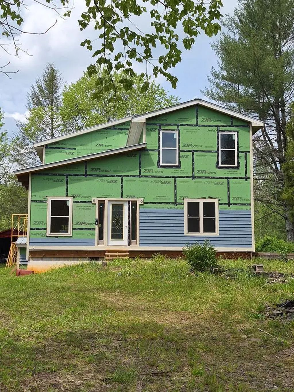 1132 Dockery Creek Road, Hanging Dog