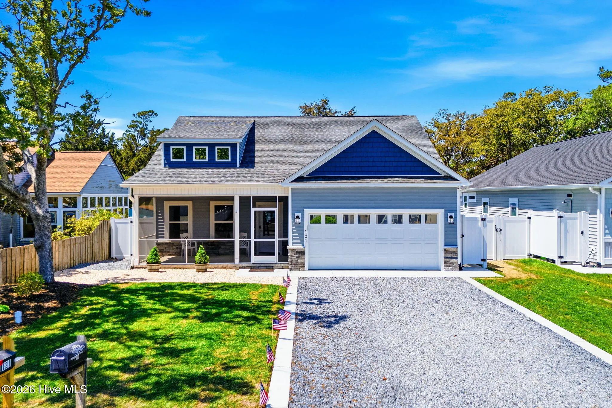 121 Nw 12th Street, Oak Island