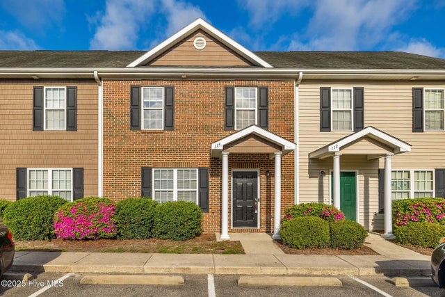 114 Lincoln Pl Circle, Leland