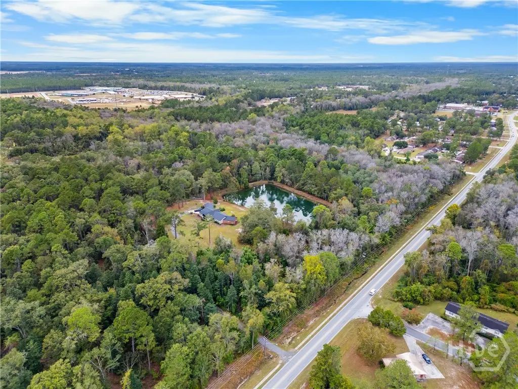 100 Morgan Drive, Jesup