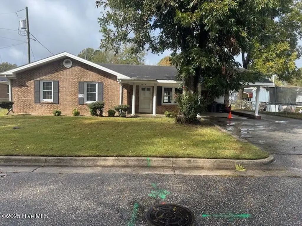 1412 Russell Street, Rocky Mount