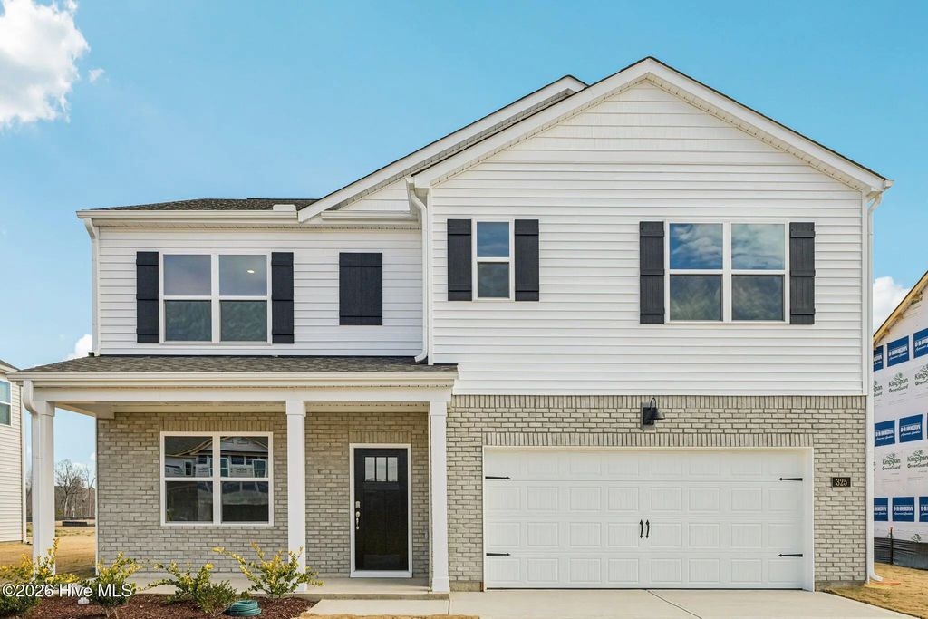 224 Rashford Way, Raeford