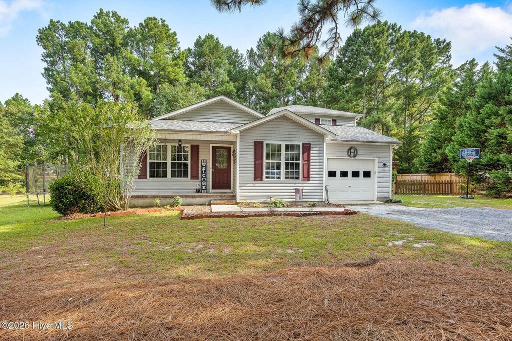 515 Holly Grove School Road, West End