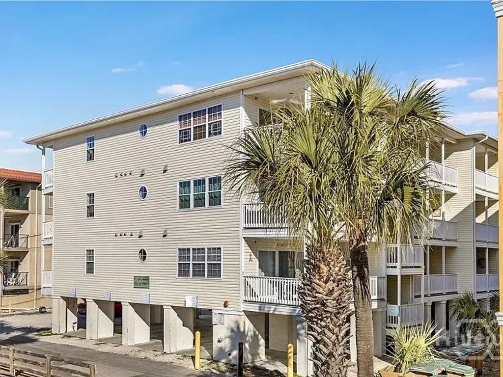 8 Silver Avenue 1, Tybee Island