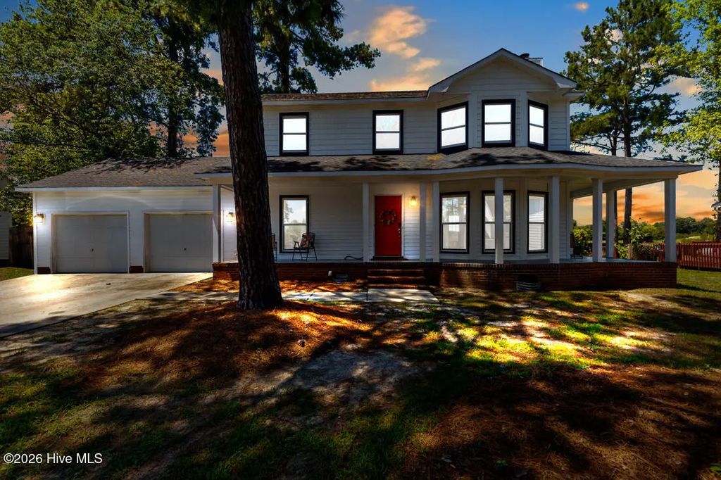 716 Larkspur Drive, Fayetteville