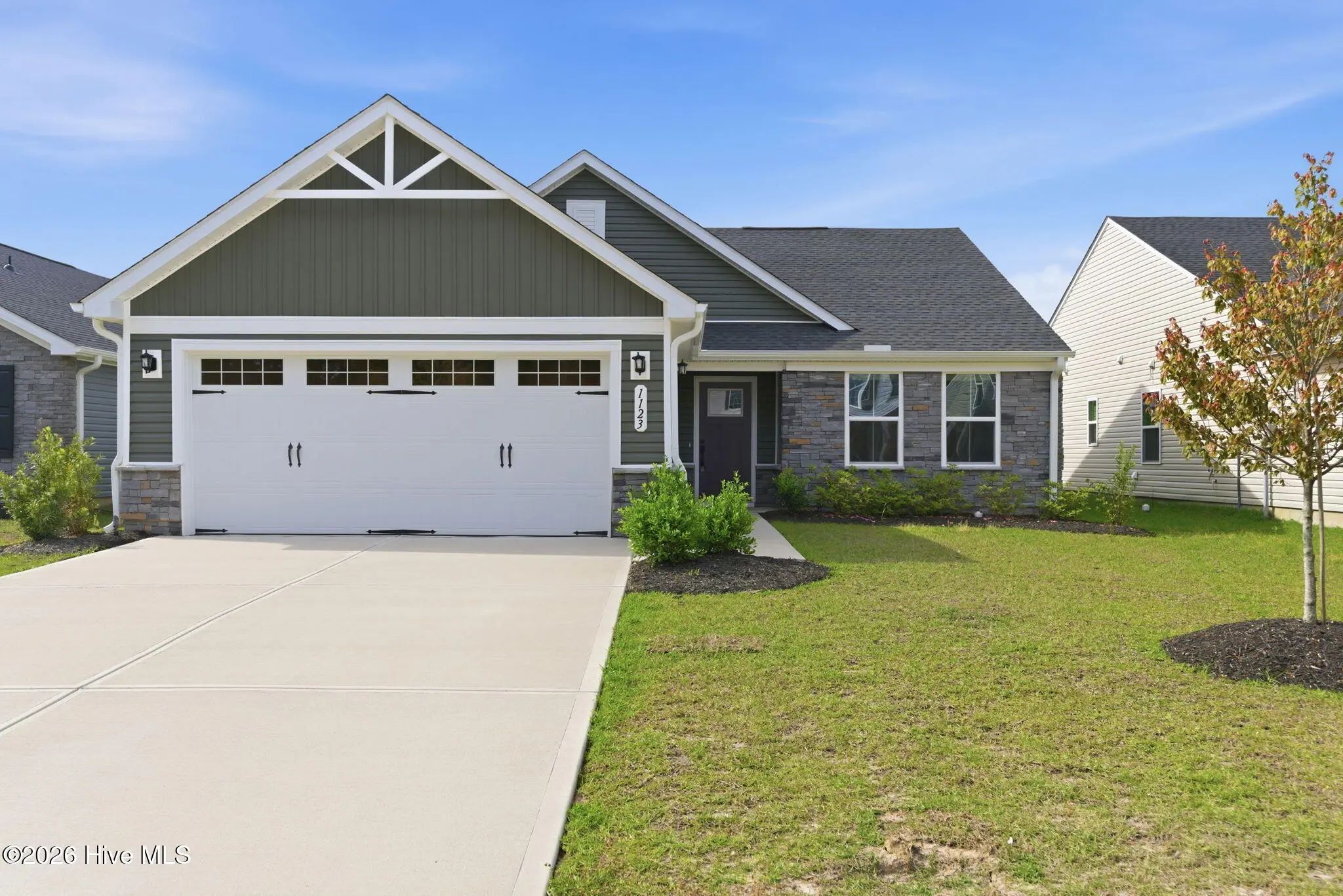1123 Middle Crest Drive Ne, Bolivia