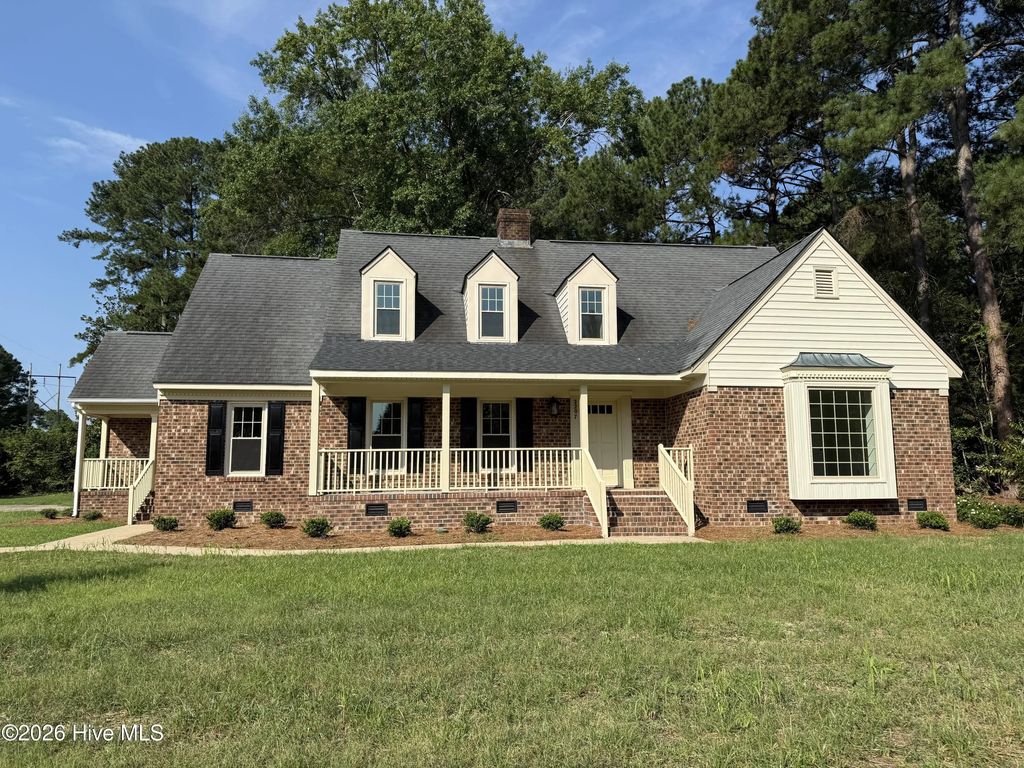 2207 Greenwich Lane Nw, Wilson