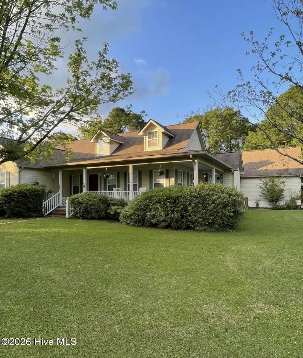 202 Meadows Lane, Newport