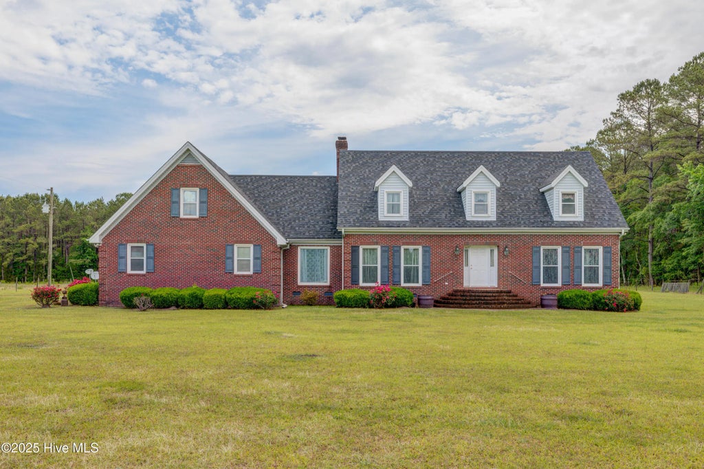 15554 Us Highway 421, Burgaw