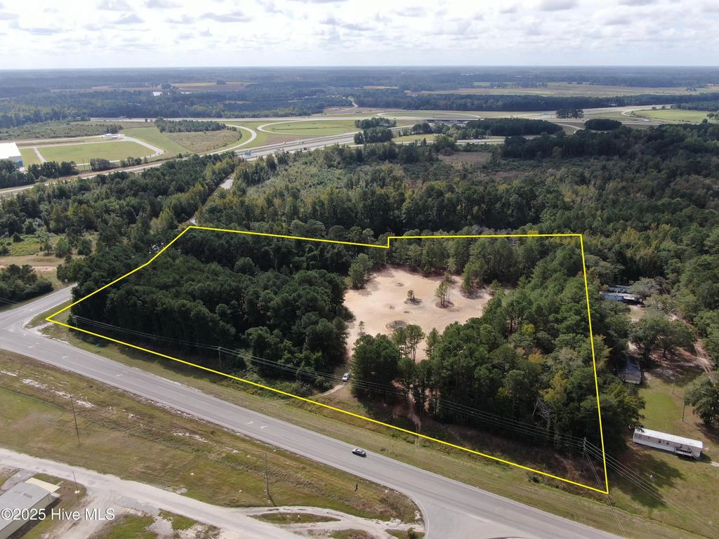 Tbd Nc 74 Highway W, Lumberton