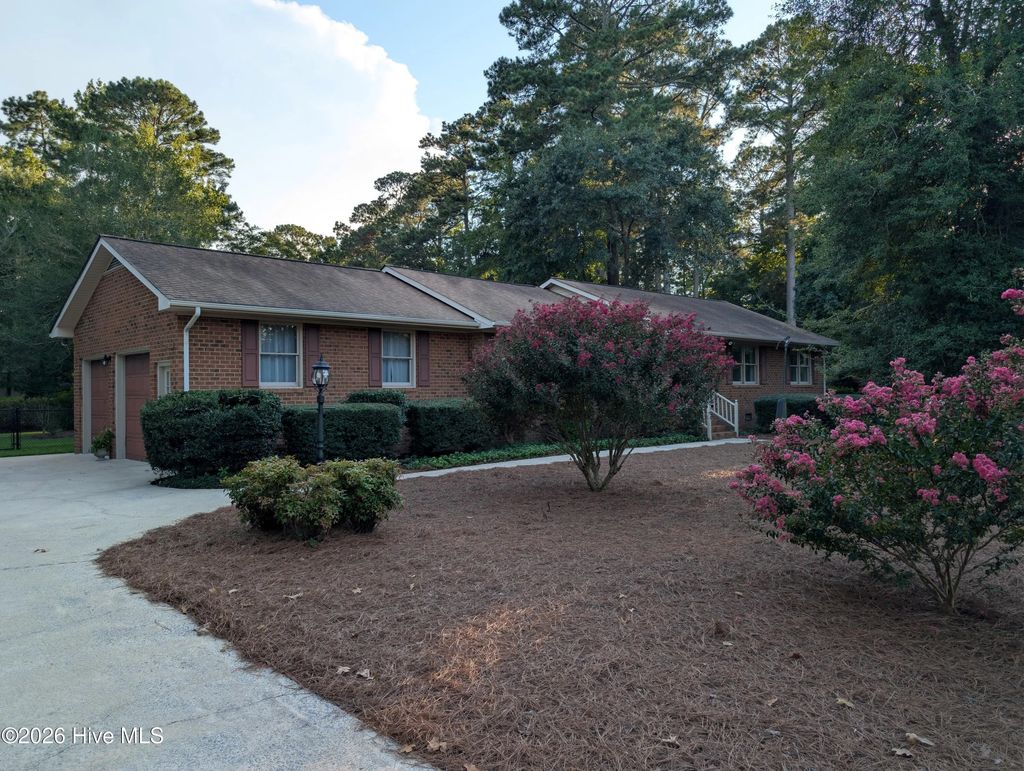 2748 Millbrook Drive, Greenville