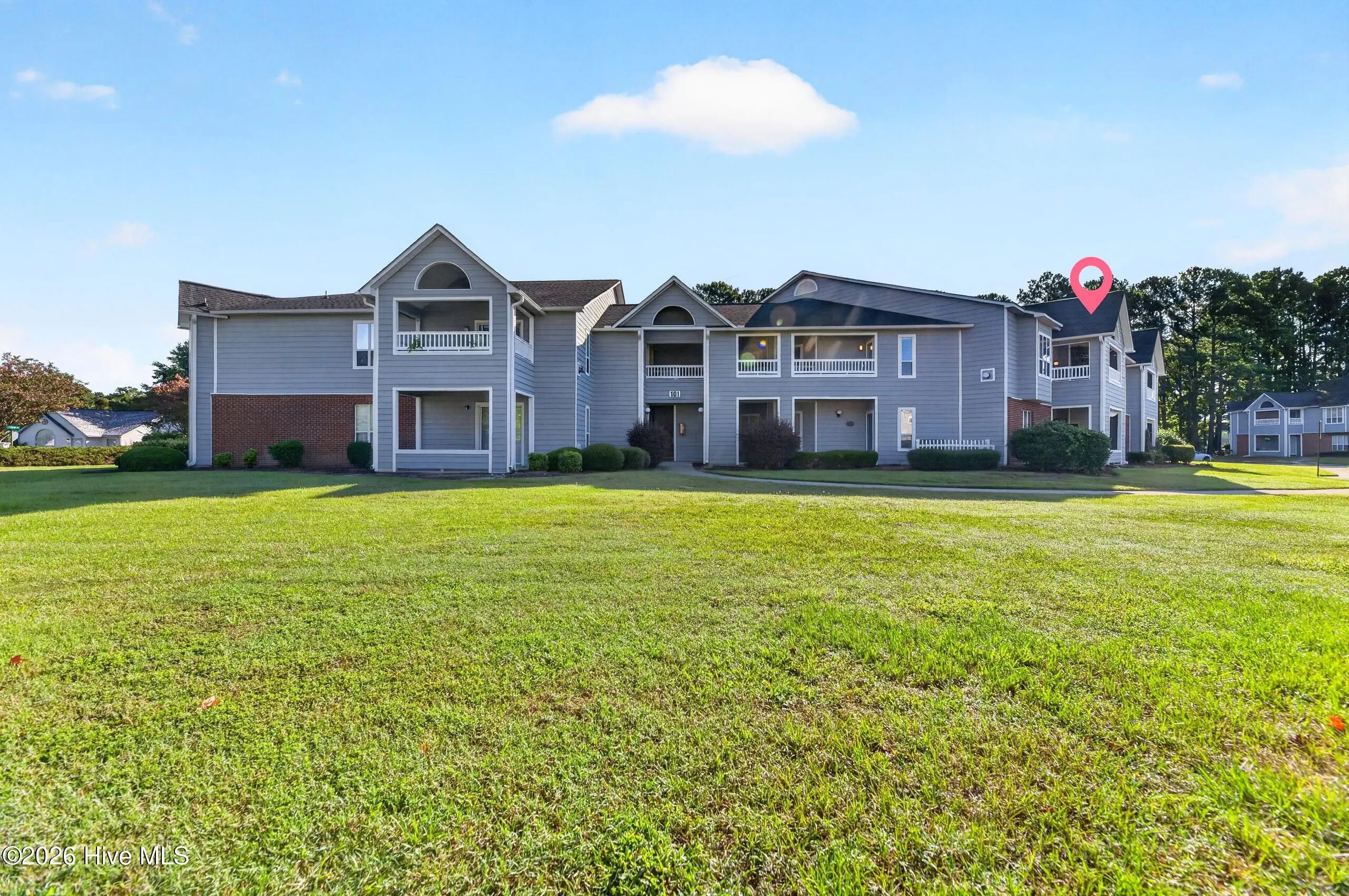101 Breezewood Drive H, Greenville