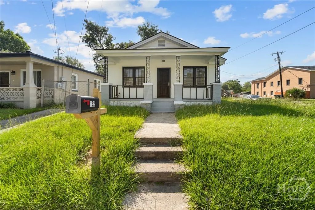 132 Jenks Street, Savannah