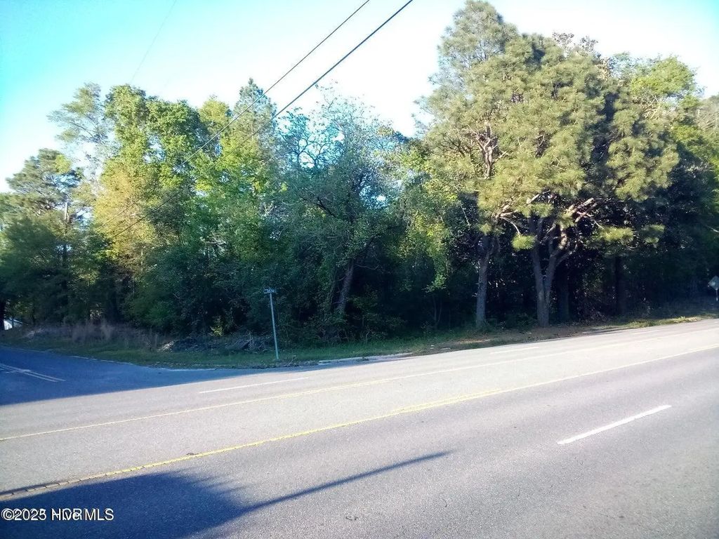 Tbd Hwy 74 E, Hamlet