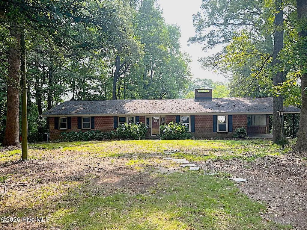 112 Springwood Drive, Goldsboro