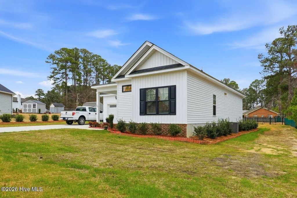 710 Haskett Court, Kinston