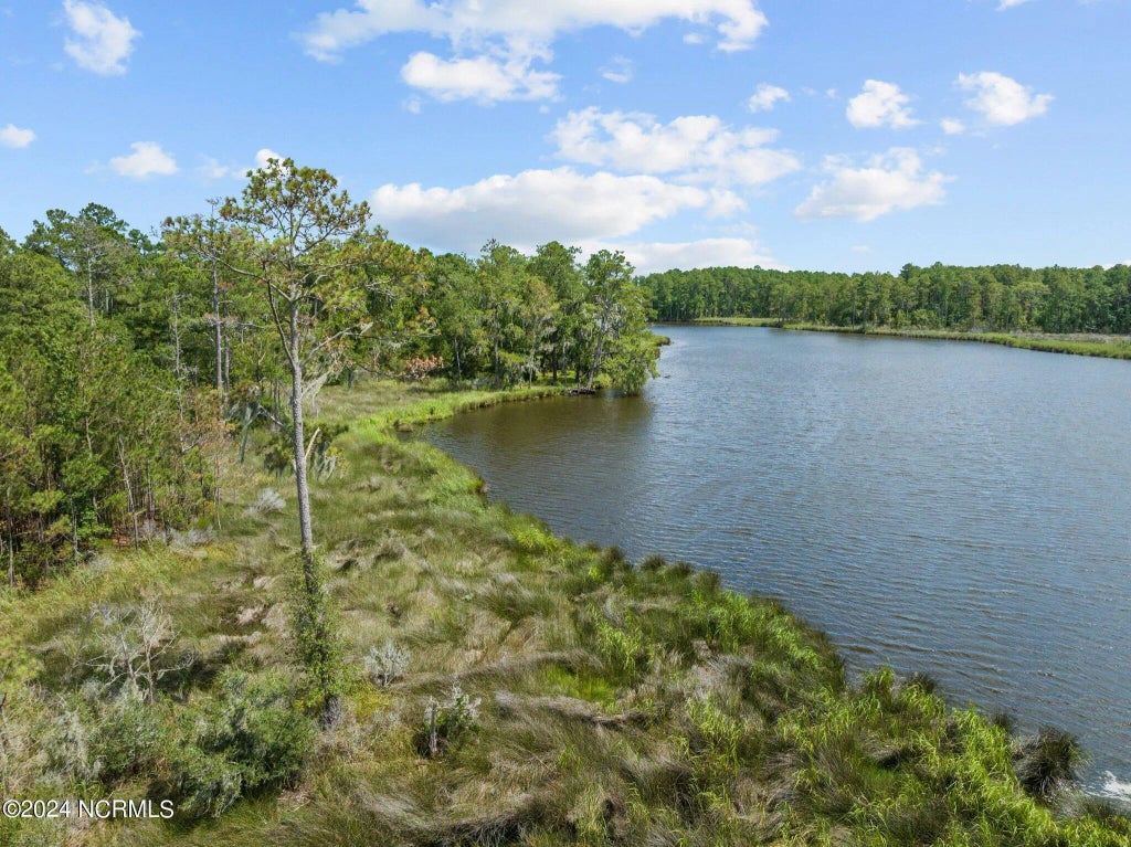 Lot 19 Bailey Pointe Drive, Belhaven