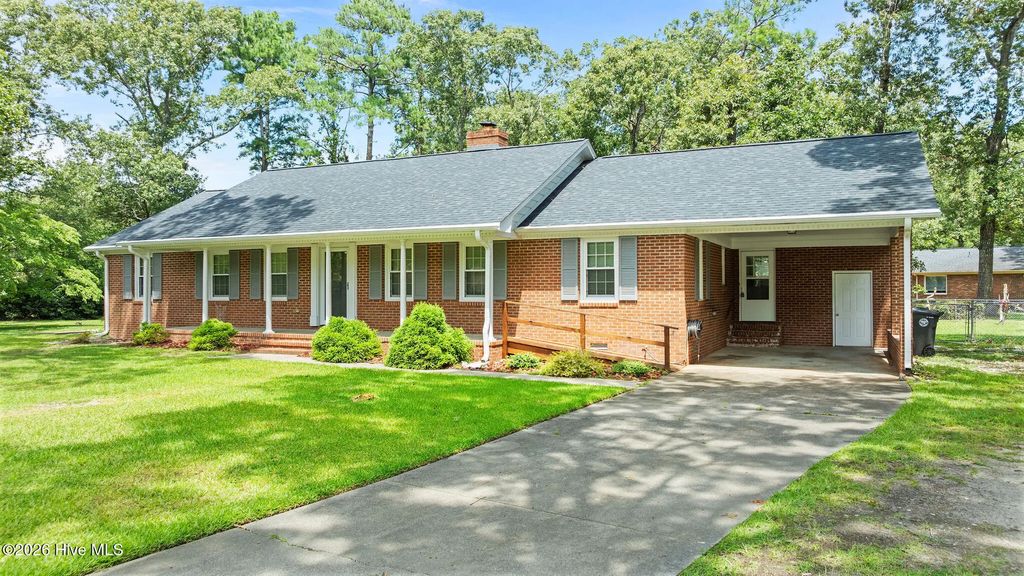 307 Kay Dee Street, Goldsboro