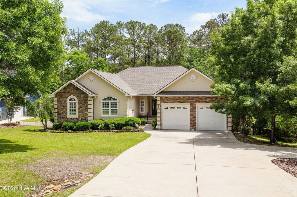 125 Lake Ridge Drive, McCormick