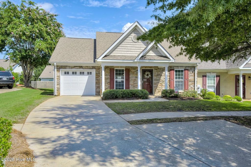 205 Orchard Way, North Augusta
