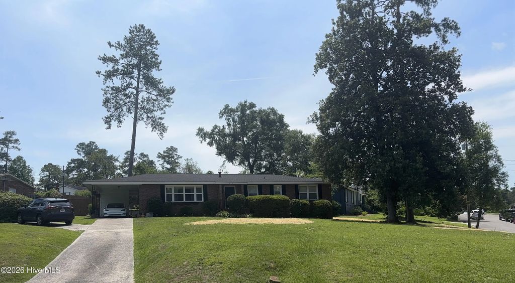 539 Martin Lane, Richmond