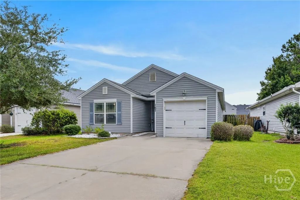 167 Lakepointe Drive, Savannah