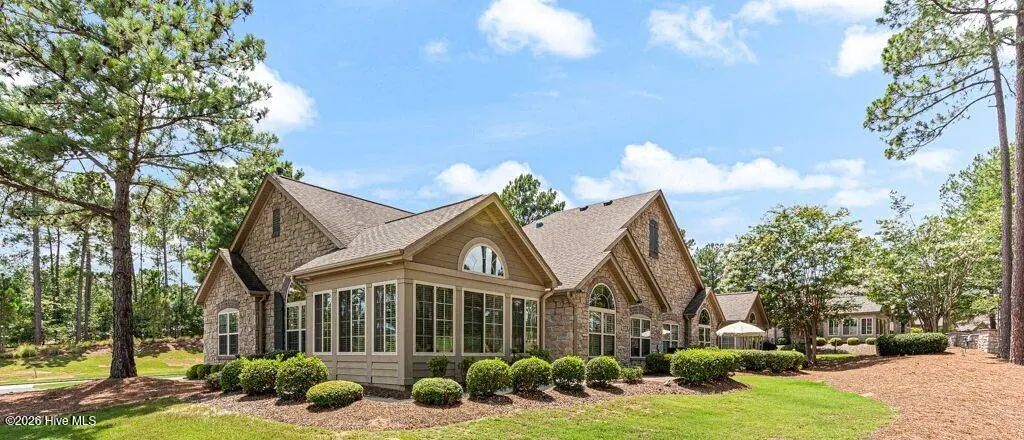 103 E Chelsea Court, Southern Pines