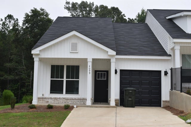 4099 Beautiful Pond Park, 