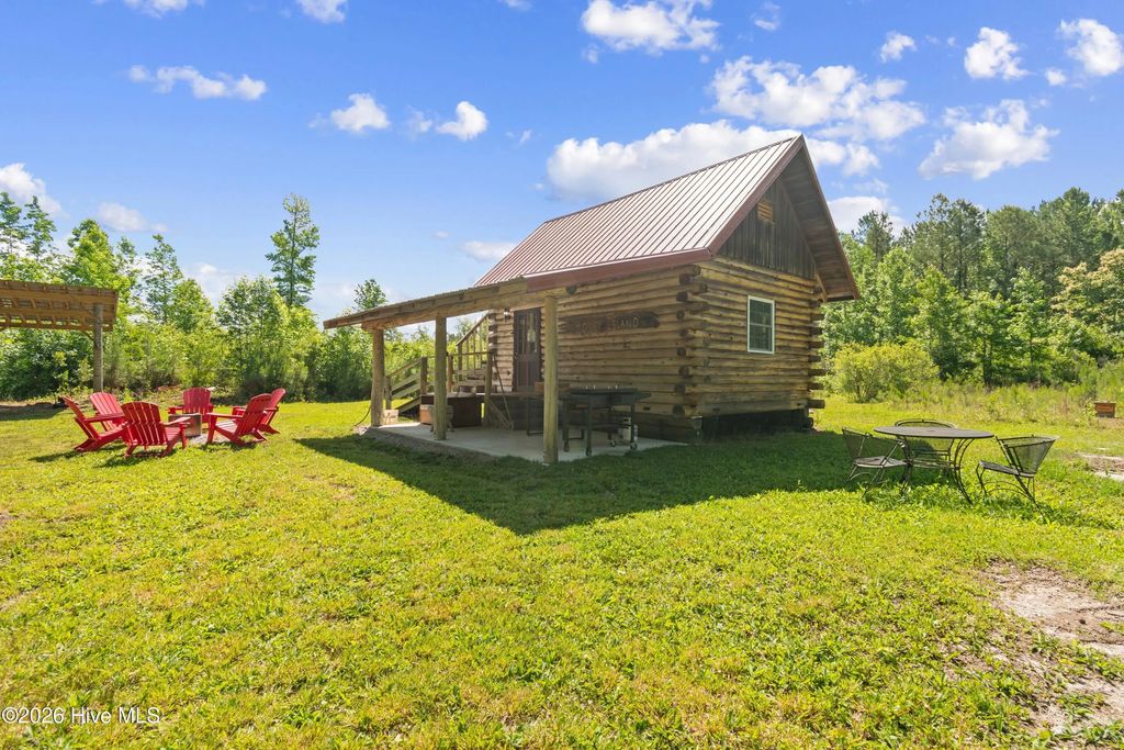 5840 Green Swamp Road Nw, Ash