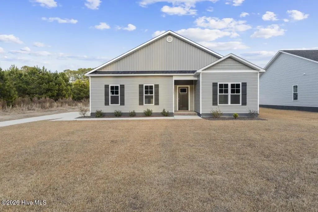 1397 Hammocks Beach Road, Swansboro