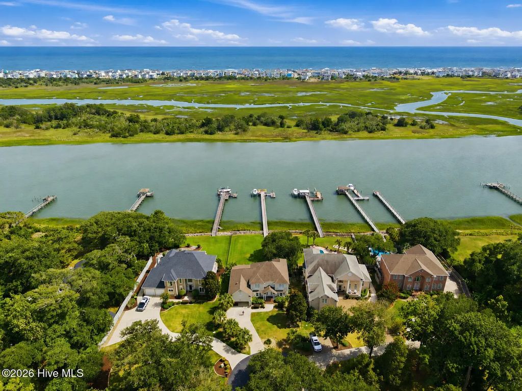 1921 Oak Harbour Drive Sw, Ocean Isle Beach
