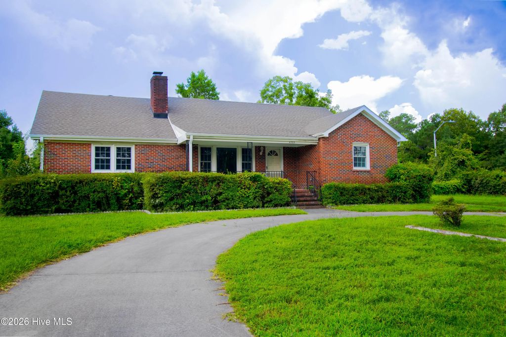 4202 Dewitt Road, Wilmington